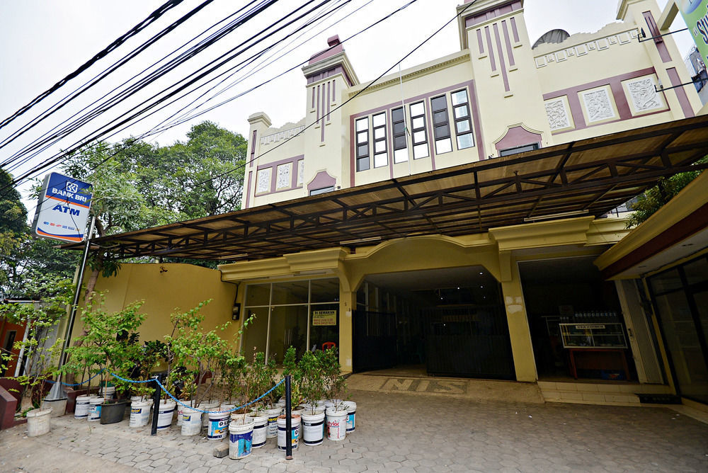 Zen Rooms Kuningan Syariah Jakarta Kültér fotó