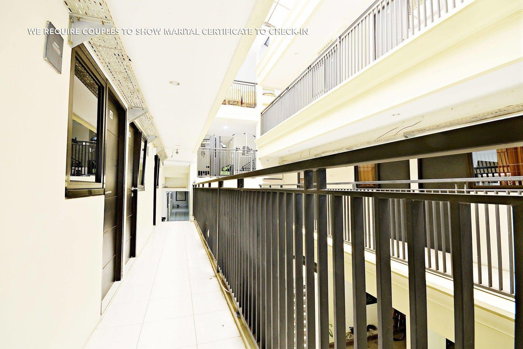 Zen Rooms Kuningan Syariah Jakarta Kültér fotó